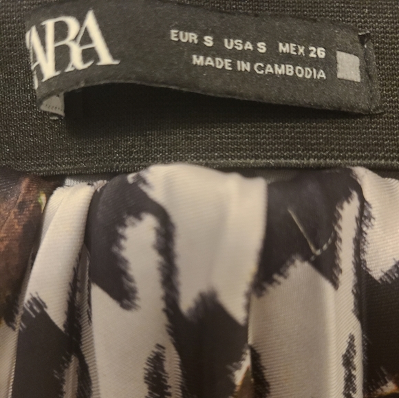 ZARA houndstooth and flower printed midi skirt size Small - Picture 4 of 5